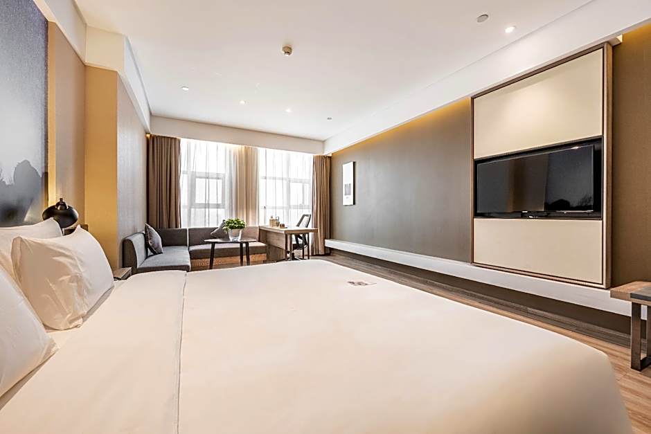 Atour Hotel Yulin Yuyang West Road Railway Station