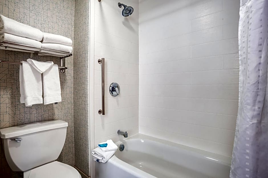 Holiday Inn Express Wisconsin Dells By IHG