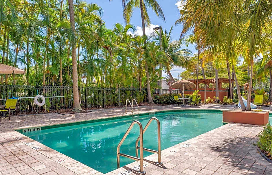 Extended Stay America Premier Suites - Fort Lauderdale - Cypress Creek - Park North