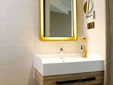 Hanting Youjia Hotel (Ningbo Tianyi Square Branch)