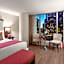 Auberge Vancouver Hotel