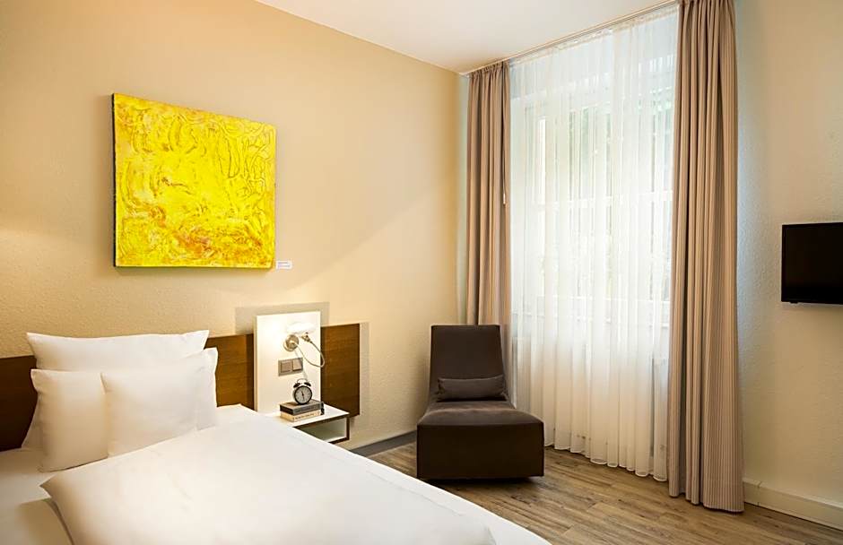 Flussbett Hotel