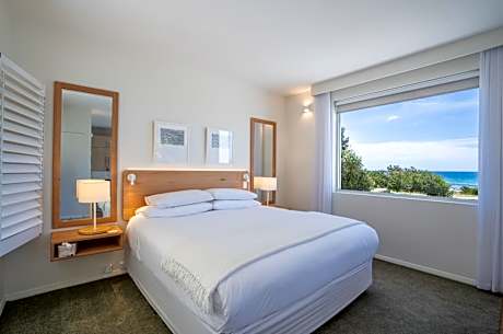 Villa with Sea View