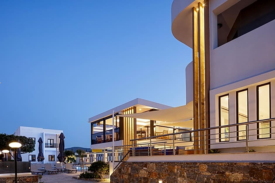 Golden Bay Boutique Hotel & Bungalows