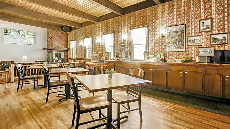 Georgetown Lodge