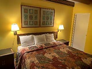 Travelers Inn