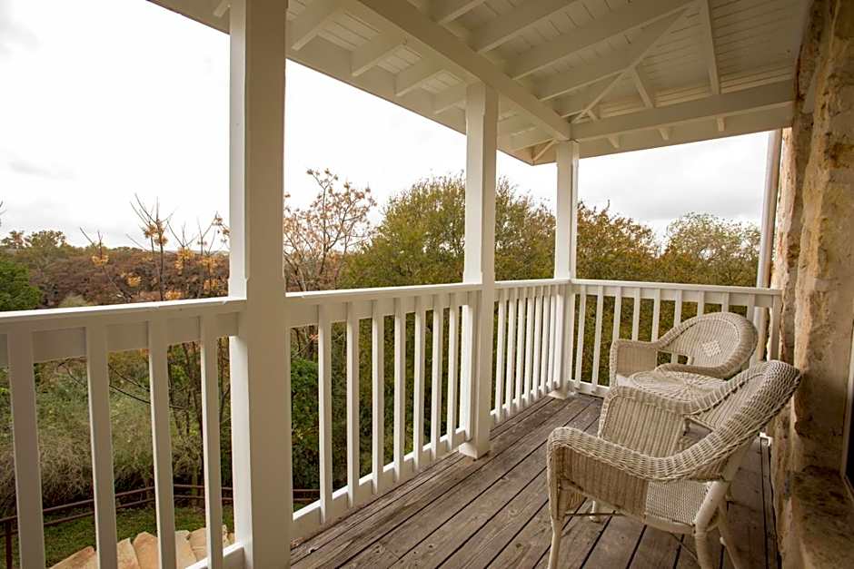 Gruene River Hotel & Retreat