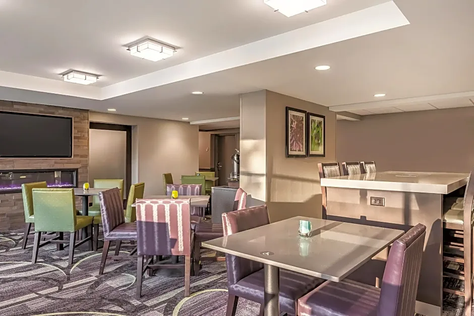 La Quinta Inn & Suites by Wyndham Columbia Jessup