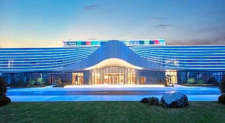 La Quinta by Wyndham Weifang South