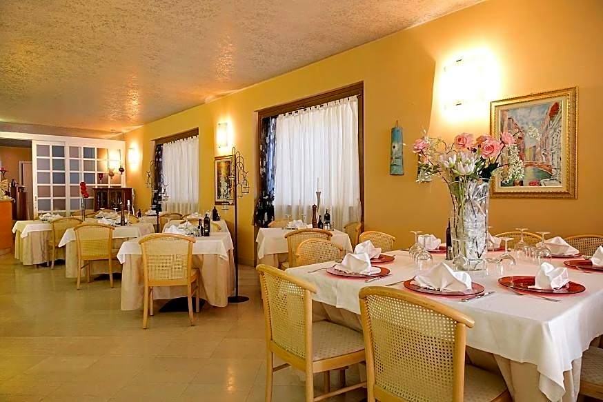 Hotel Ristorante Miralago