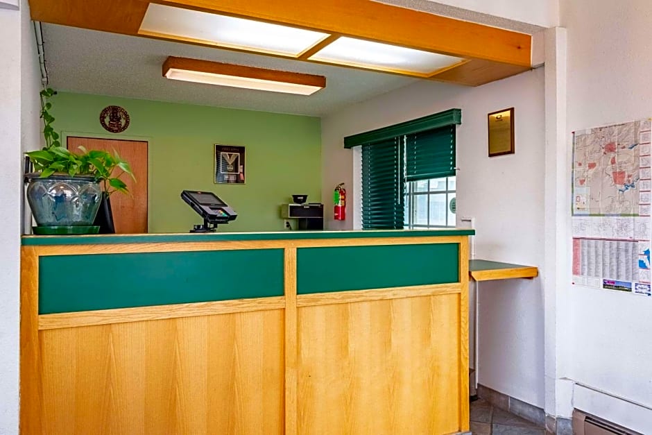 Econo Lodge Prineville