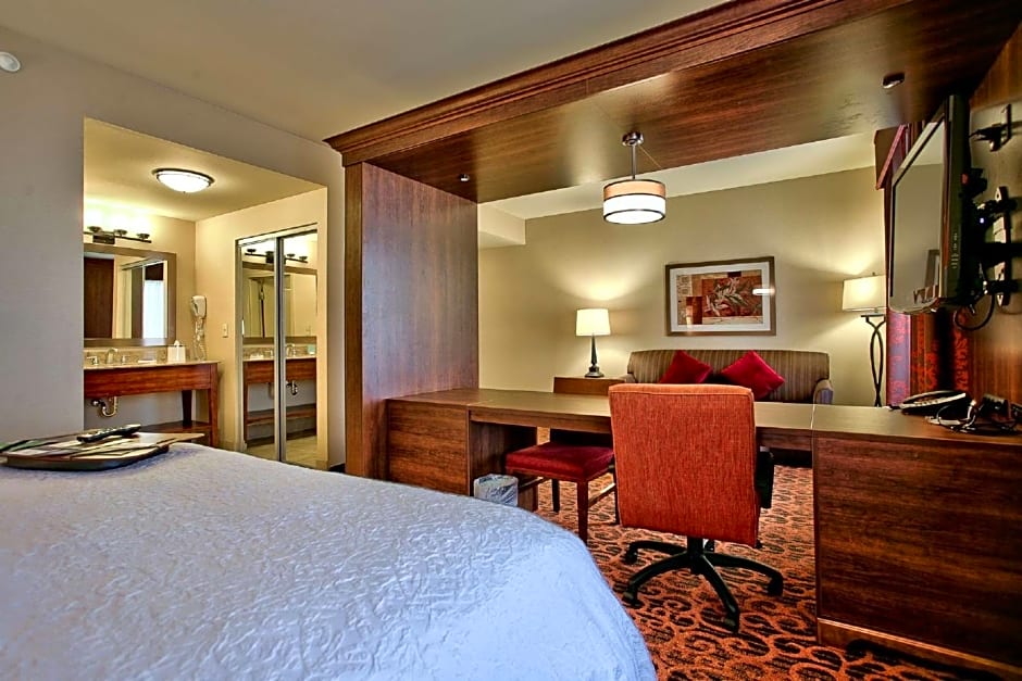 Hampton Inn By Hilton & Suites Scottsdale at Talking Stick