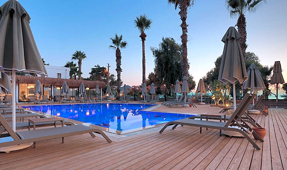 Yalıpark Beach Hotel