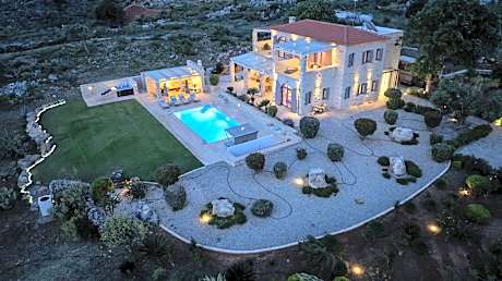 Villa Aurora_Luxurius Living