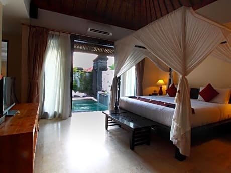 3 Bedroom Pool Villa