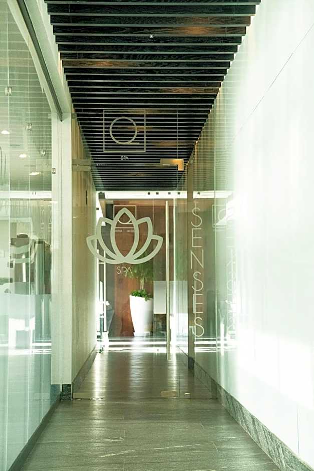 QUARTZ HOTEL & SPA