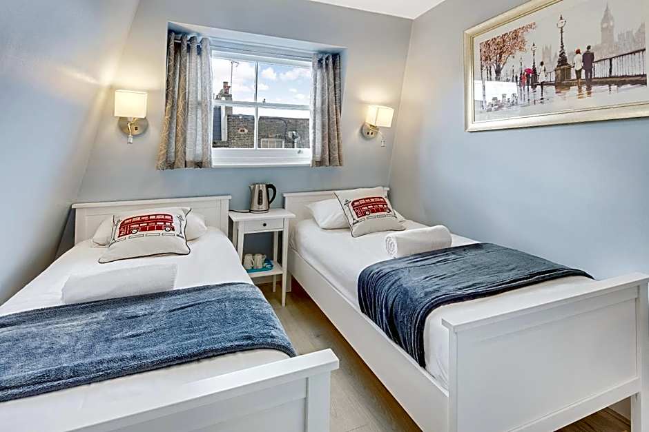 Astor Kensington Hostel