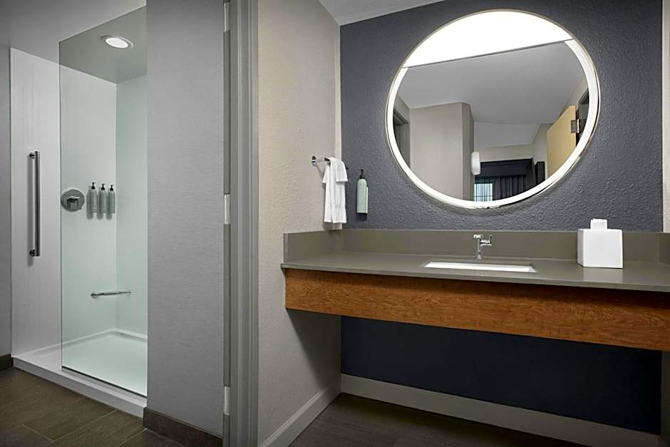 Courtyard by Marriott Pensacola Downtown