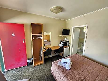 Deluxe Single Room