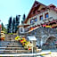 Hotel Leyla