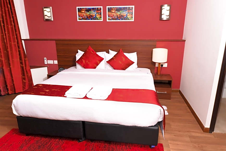 The Crossroads Hotel, Westlands