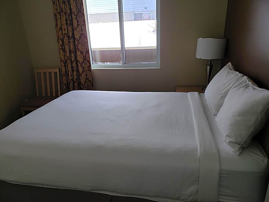 Shemron Suites Hotel