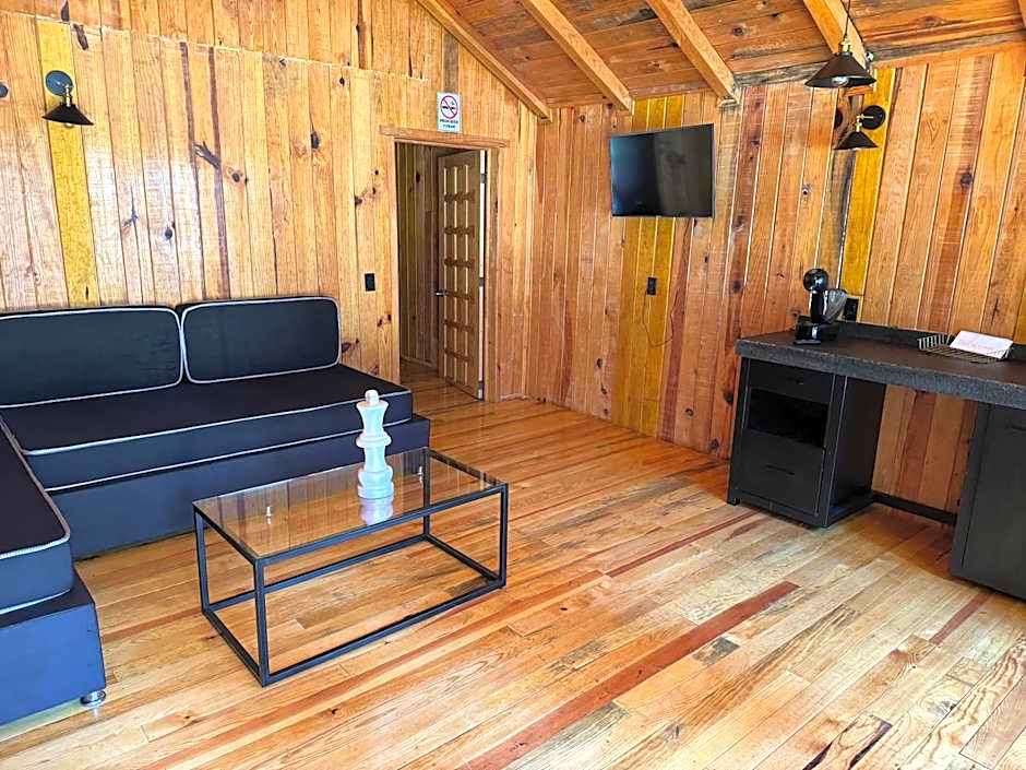 PINE TREE Mazamitla Hotel Boutique & Cabañas