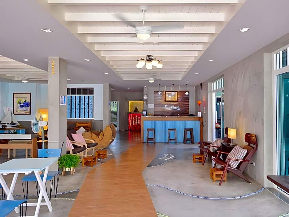 Just Fine Krabi Hotel