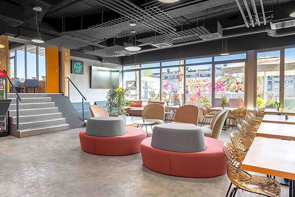 ibis Styles Ljubljana The Fuzzy Log