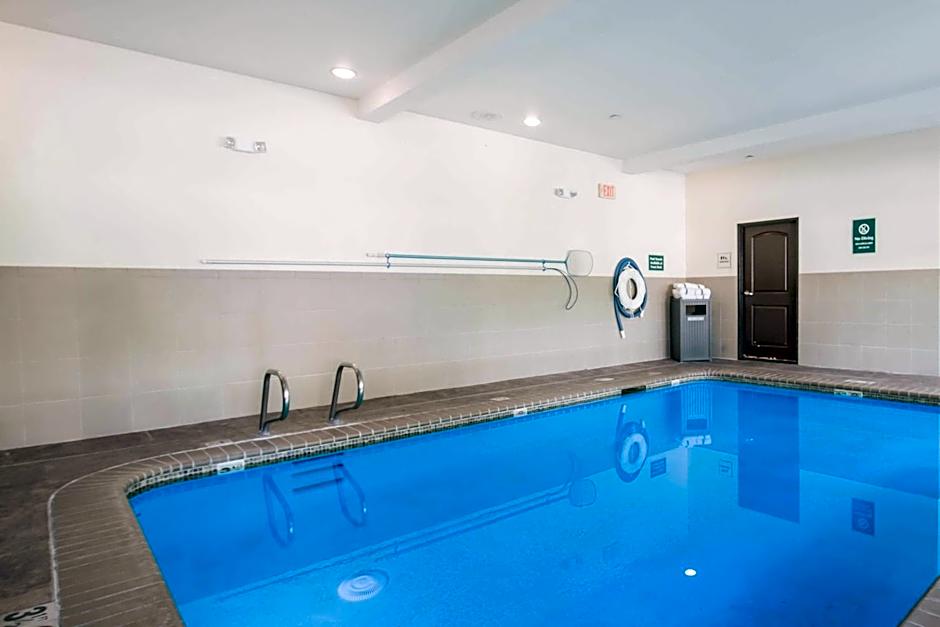 La Quinta Inn & Suites by Wyndham Auburn