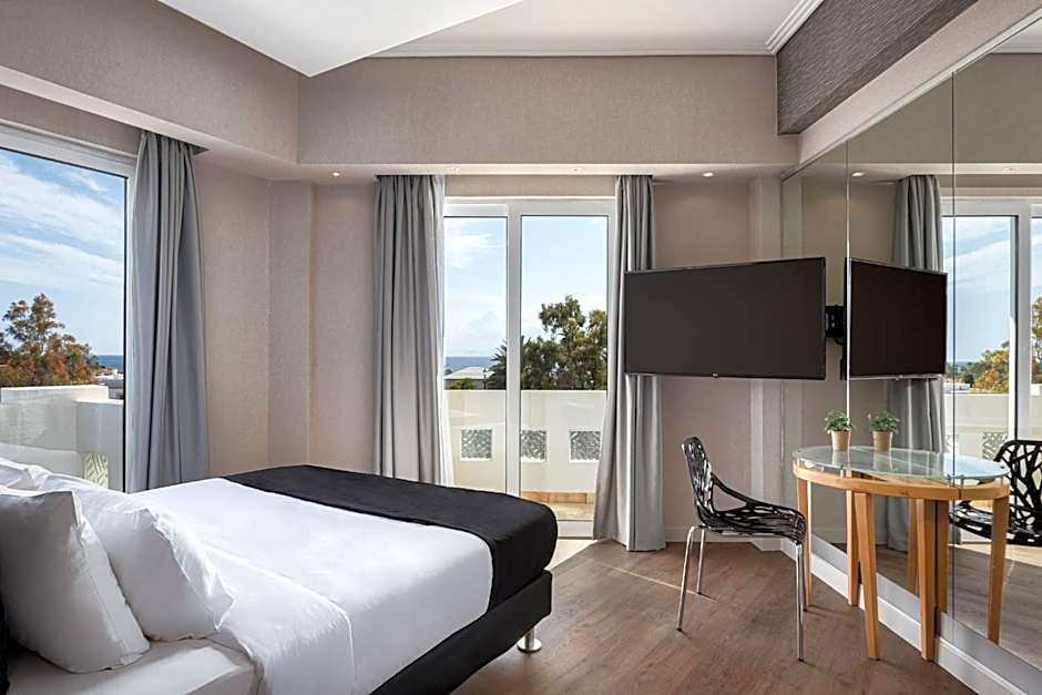 Kreoli Suites Glyfada