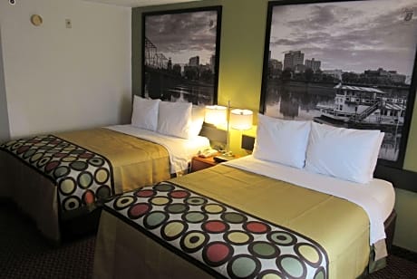 2 Double Beds Smoking