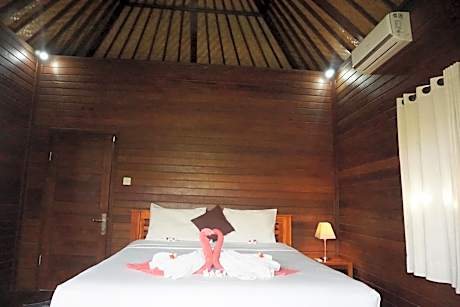 Deluxe Bungalow