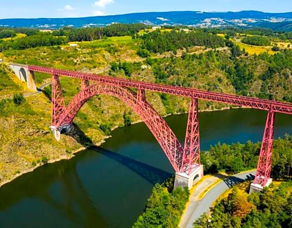 Kyriad Saint Chély d'Apcher - Aire de la Lozère