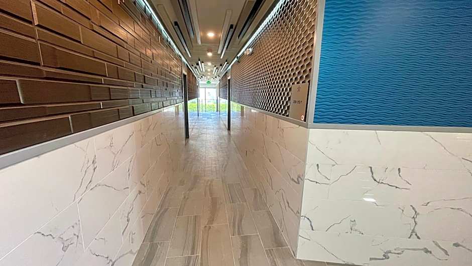 Quintessence ApartHotel