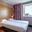 B&B HOTEL Niort Marais Poitevin