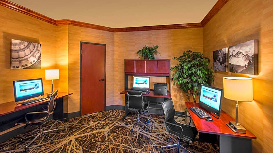 Holiday Inn Denver Lakewood By IHG