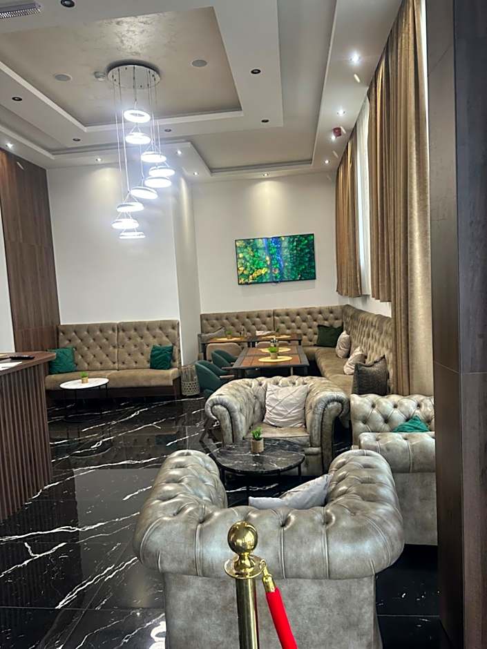 D Iman Hotel