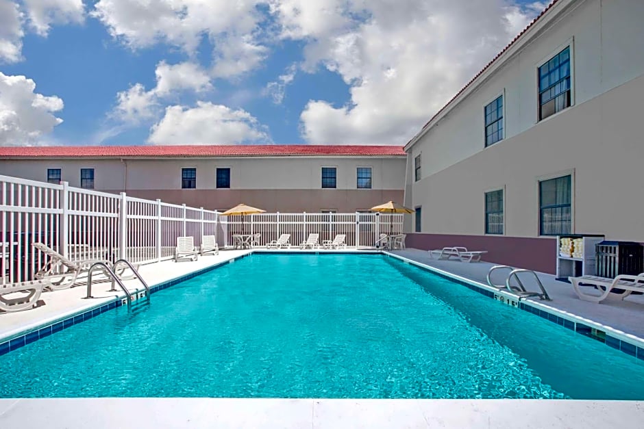 Days Inn by Wyndham Casper