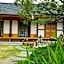Jeonju Hanokmadang Pension