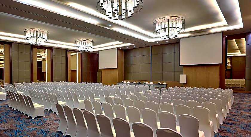 Mercure Serpong Alam Sutera Hotel