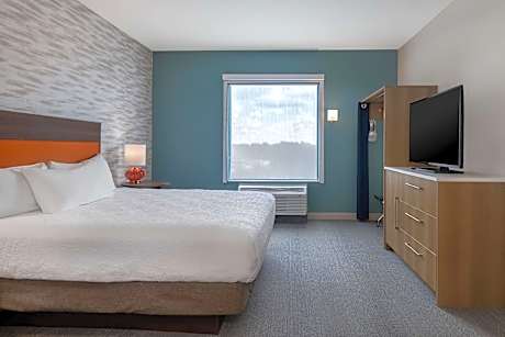 1King Hearing Accessible Studio Suite