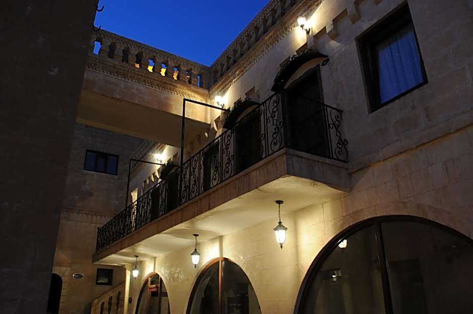 Zinciriye Hotel