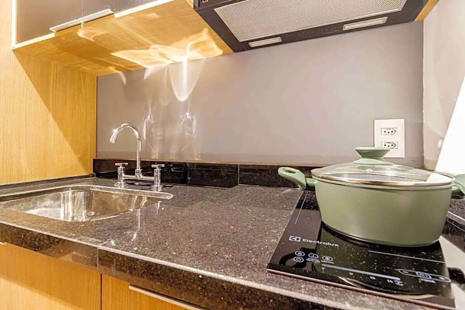 BHomy Brooklin - 300m a pé do metrô LAC210