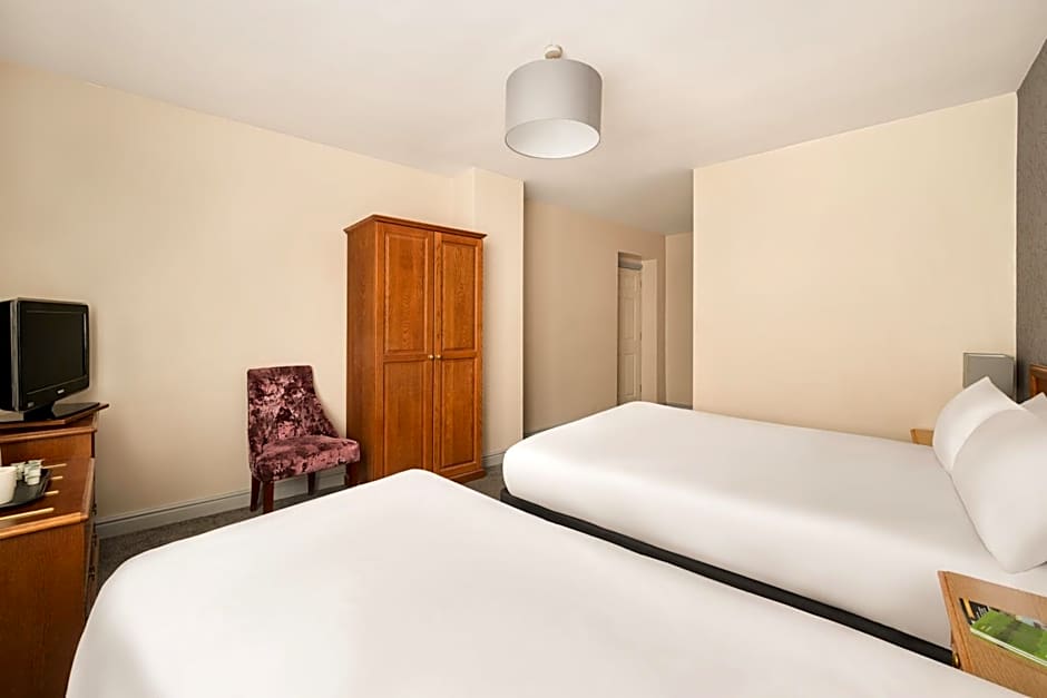 Photo 1 of 12 of Triple Room