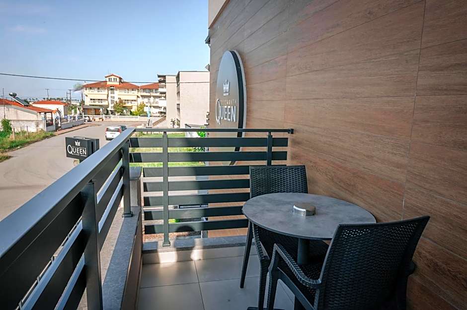 Elizabeth Queen Luxury Rooms