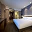 Orange Hotel Jinji Lake in Suzhou Center