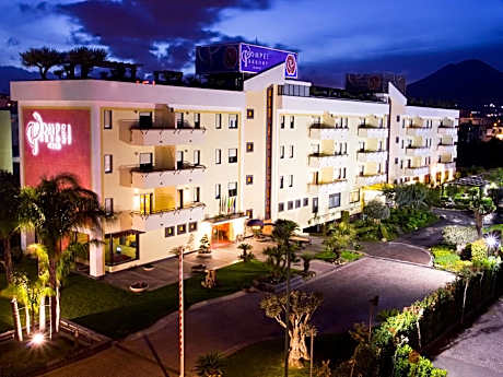 Abalon Pompei Resort