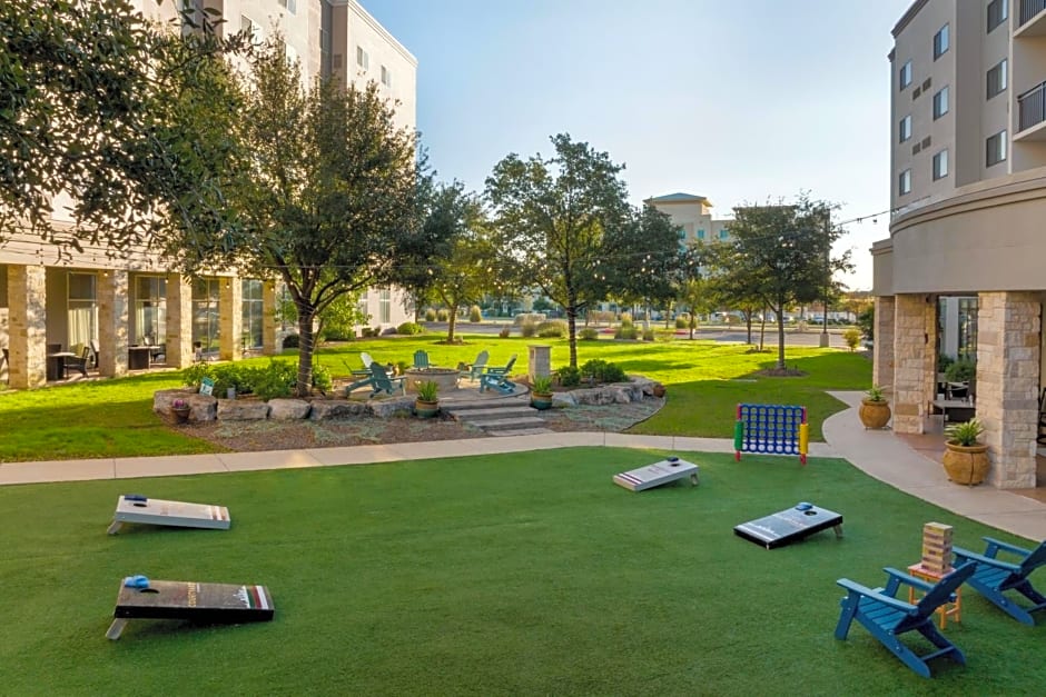 Courtyard by Marriott San Antonio Six Flags at The RIM