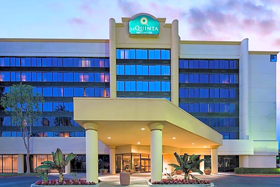 La Quinta Inn & Suites by Wyndham Buena Park